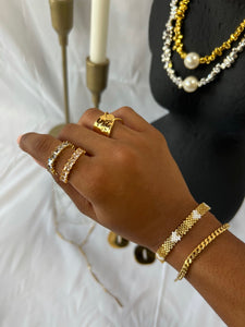 Izzy Bracelet