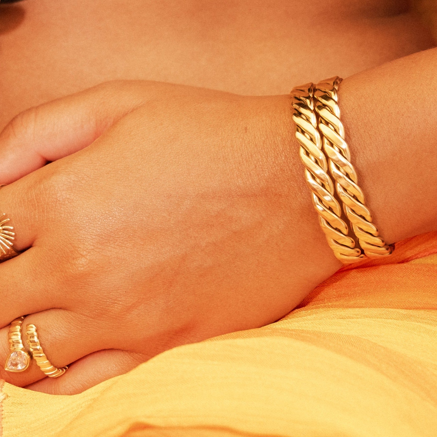 Yuisa bracelet